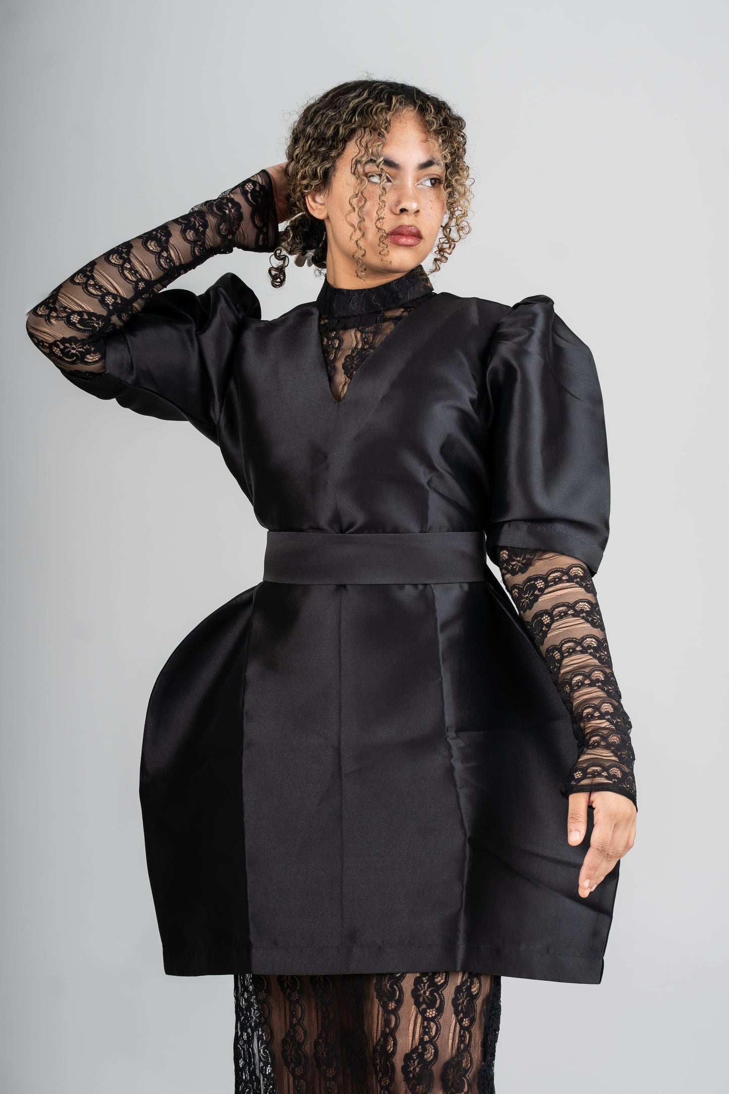 YARZ Noir Élevé 2-Piece Set Dress